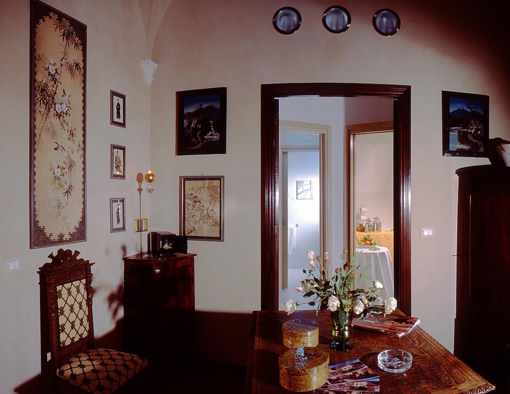 Bed and breakfast Castello Di Strambinello Chambre photo